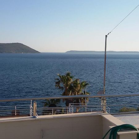 Sea View Apartments Herceg Novi Bagian luar foto