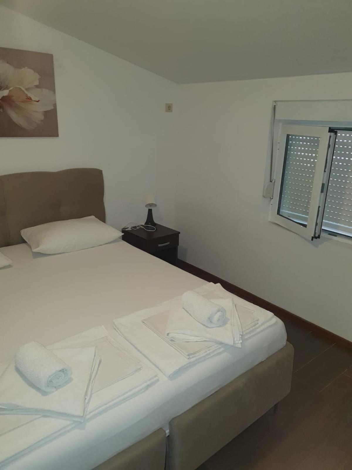 Sea View Apartments Herceg Novi Ruang foto