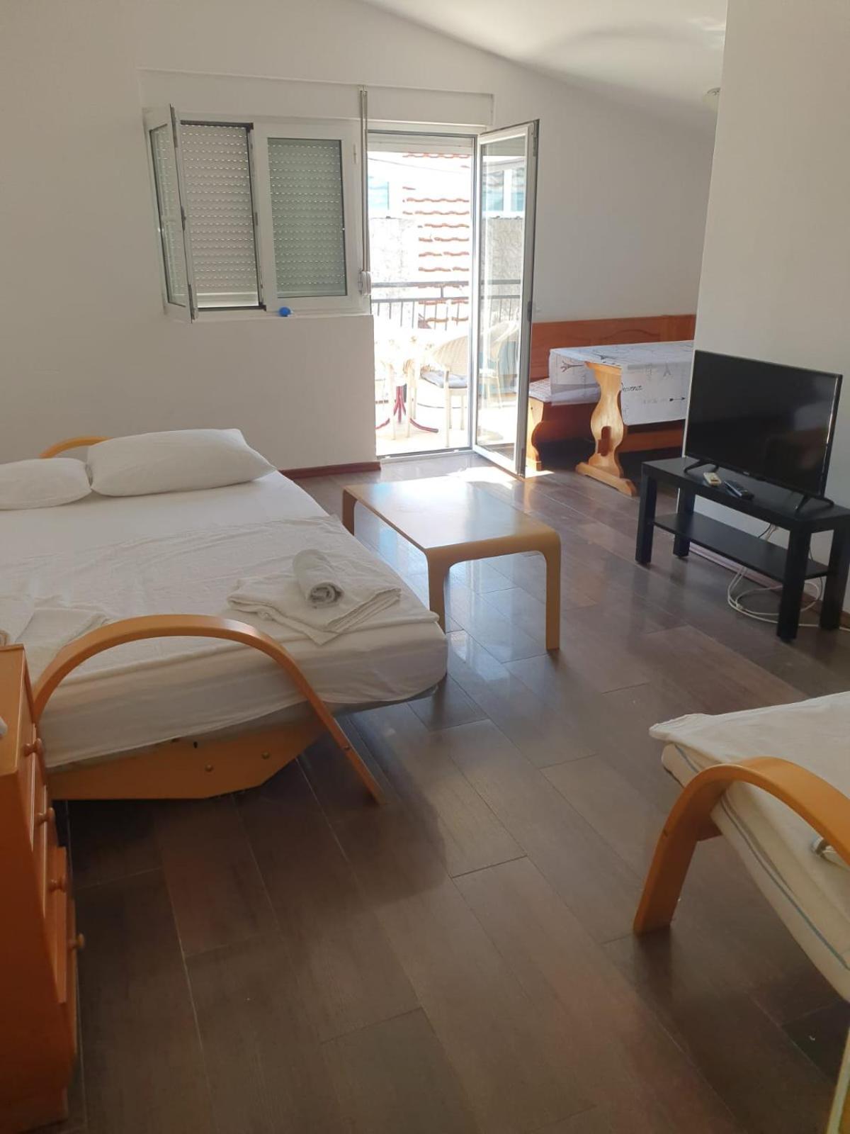 Sea View Apartments Herceg Novi Ruang foto