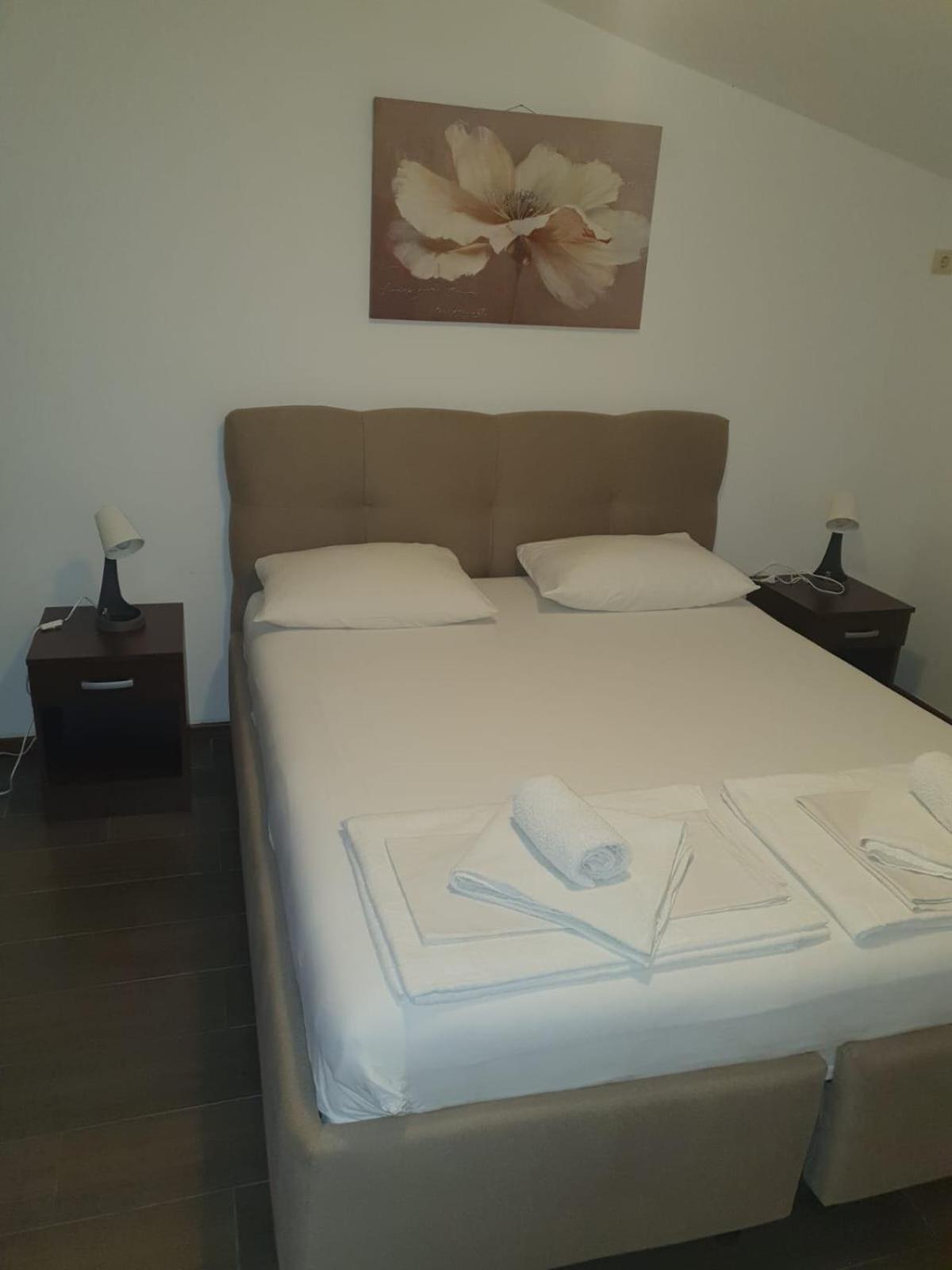 Sea View Apartments Herceg Novi Ruang foto