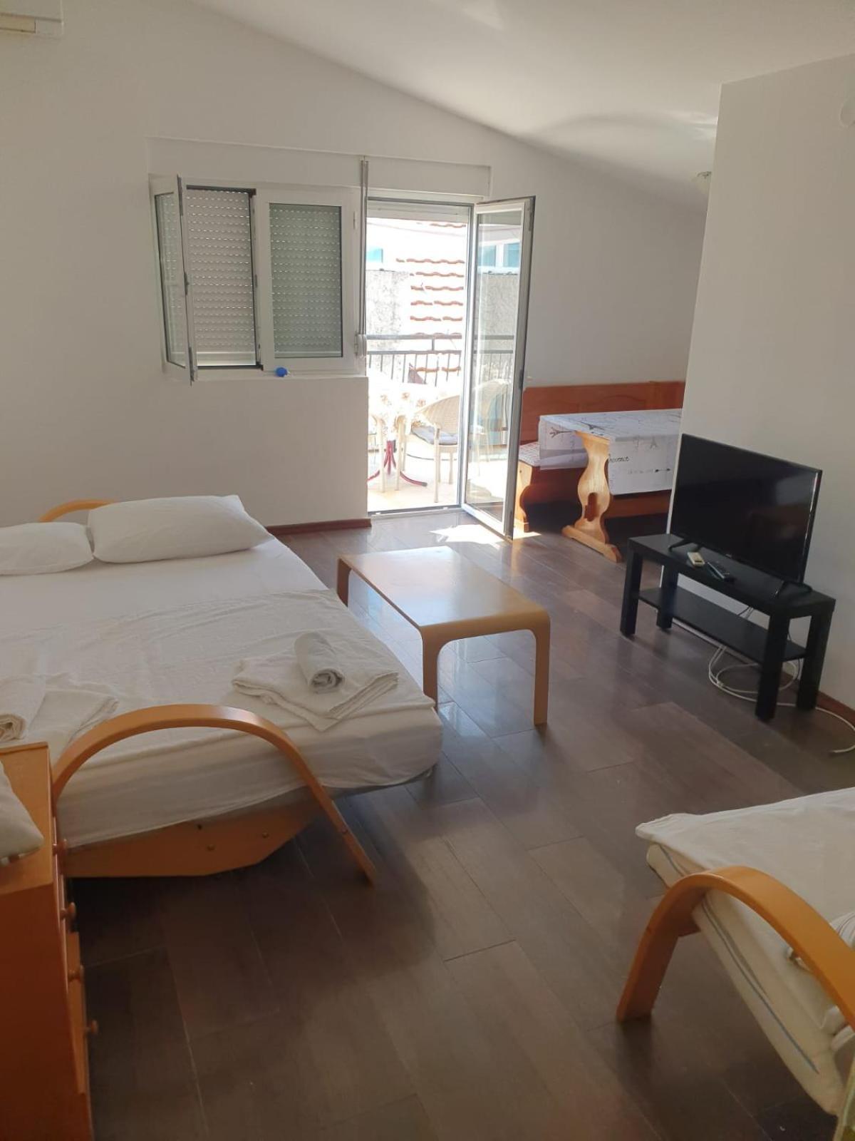 Sea View Apartments Herceg Novi Ruang foto