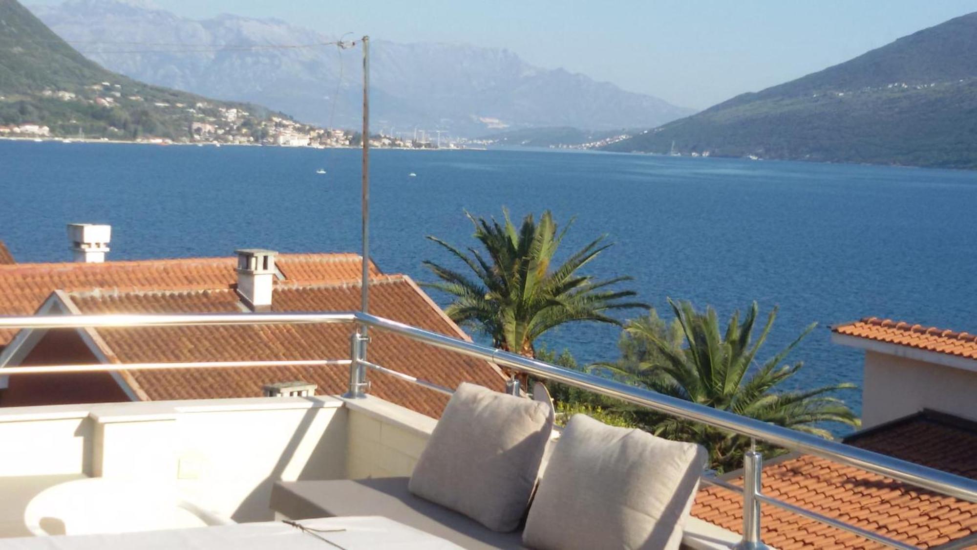 Sea View Apartments Herceg Novi Ruang foto