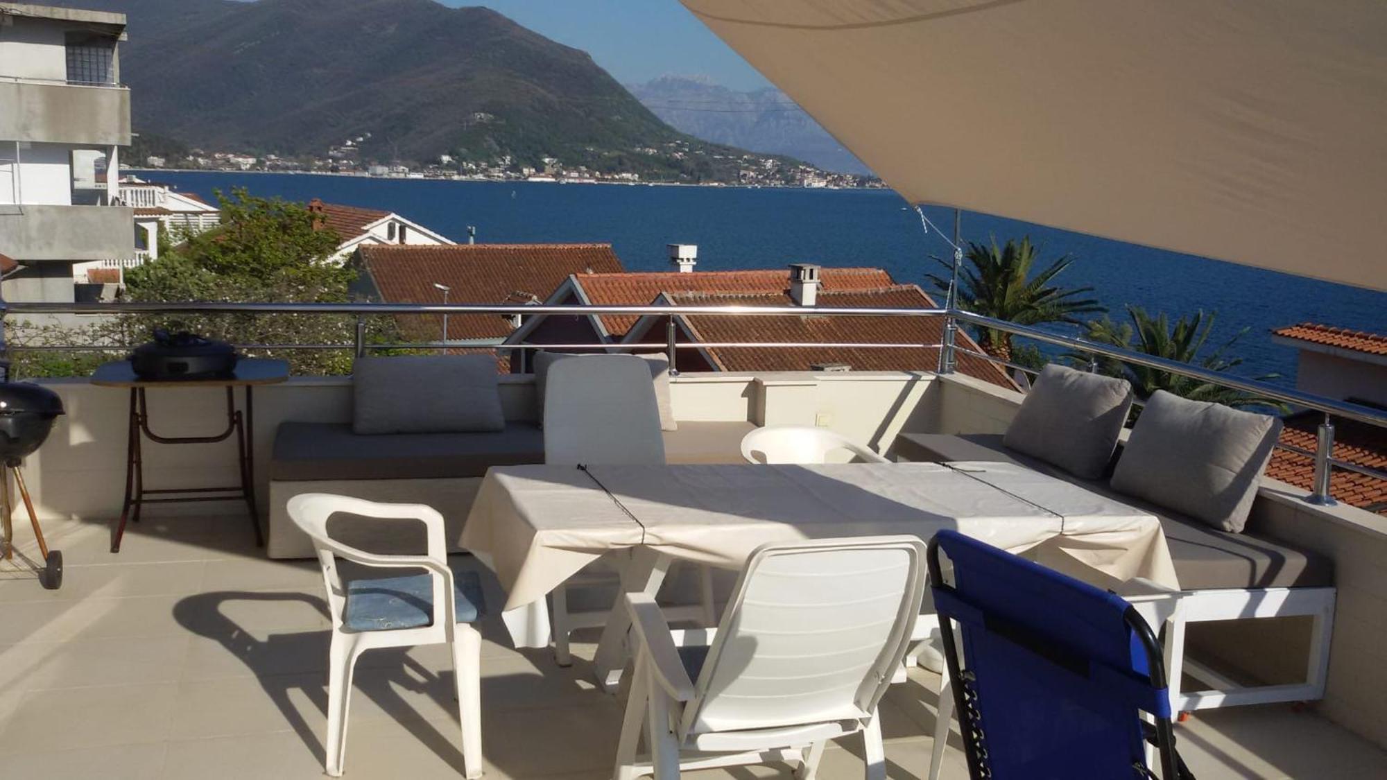 Sea View Apartments Herceg Novi Ruang foto
