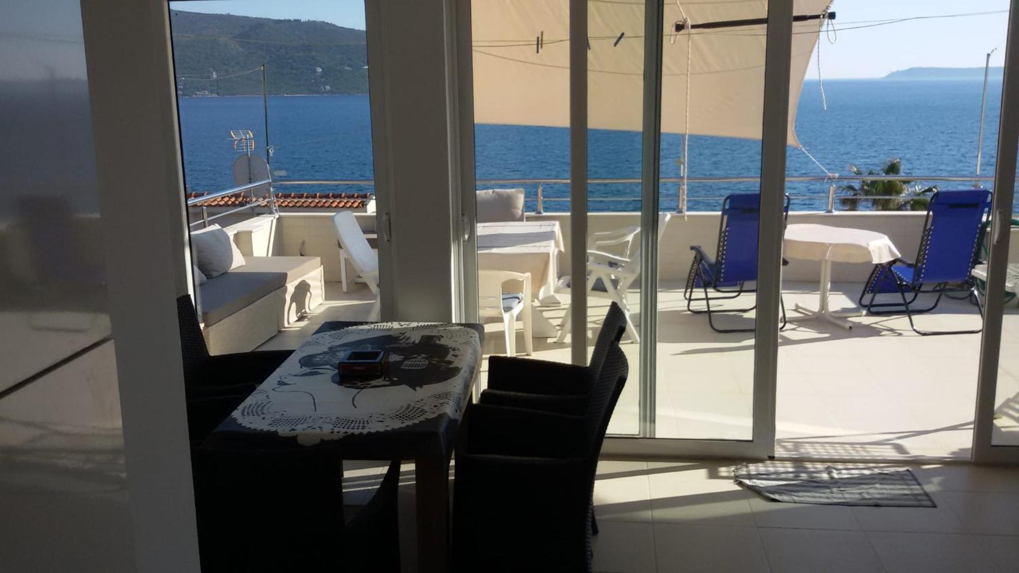 Sea View Apartments Herceg Novi Ruang foto